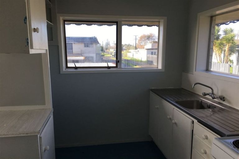 Photo of property in 6/126 Lynwood Road, New Lynn, Auckland, 0600