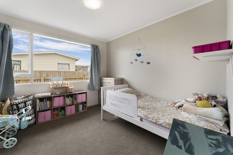 Photo of property in 36 Makarini Street, Paraparaumu, 5032