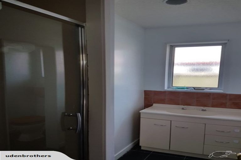 Photo of property in 58 Inwoods Road, Parklands, Christchurch, 8083