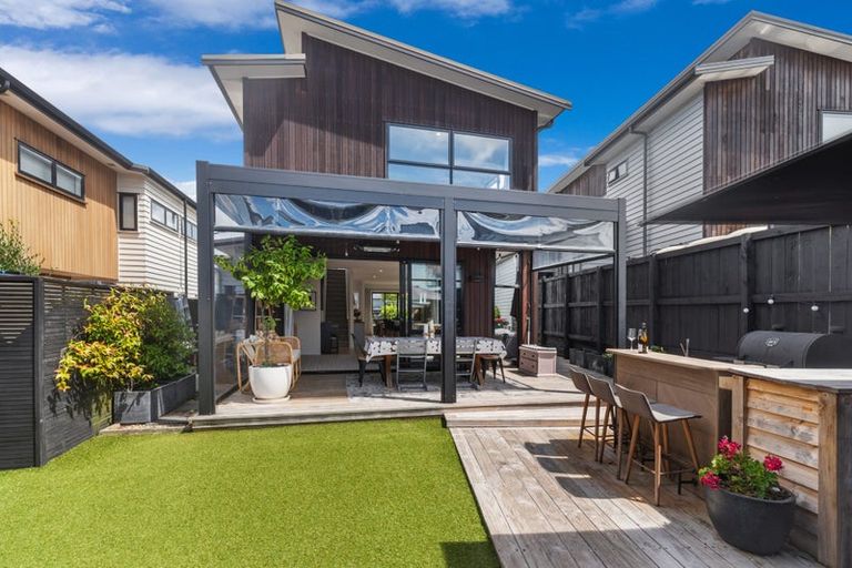Photo of property in 11 Oioi Road, Hobsonville, Auckland, 0616