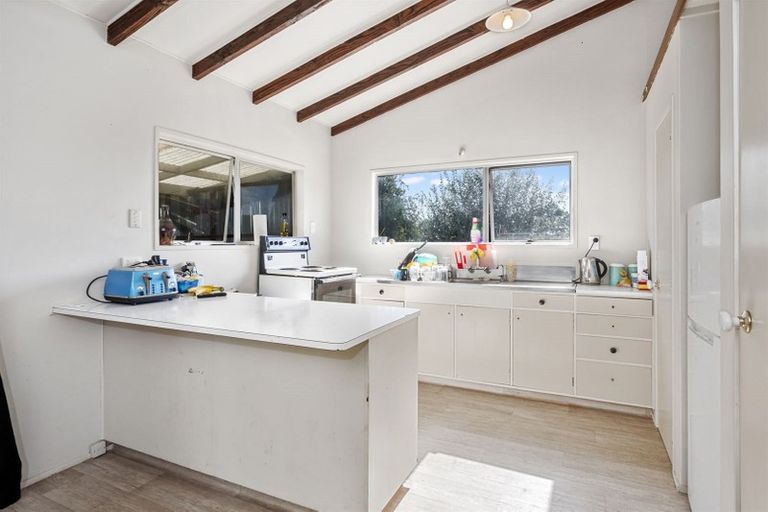 Photo of property in 10 Raymond Avenue, Te Puke, 3119