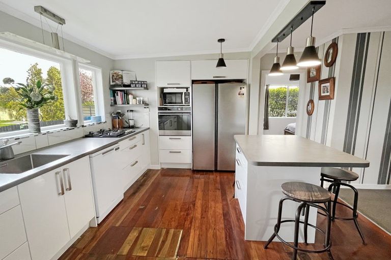 Photo of property in 49 Milson Line, Milson, Palmerston North, 4414