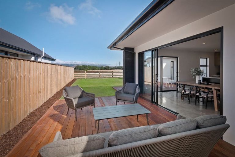 Photo of property in 37 Frank Ernest Crescent, Prebbleton, 7604