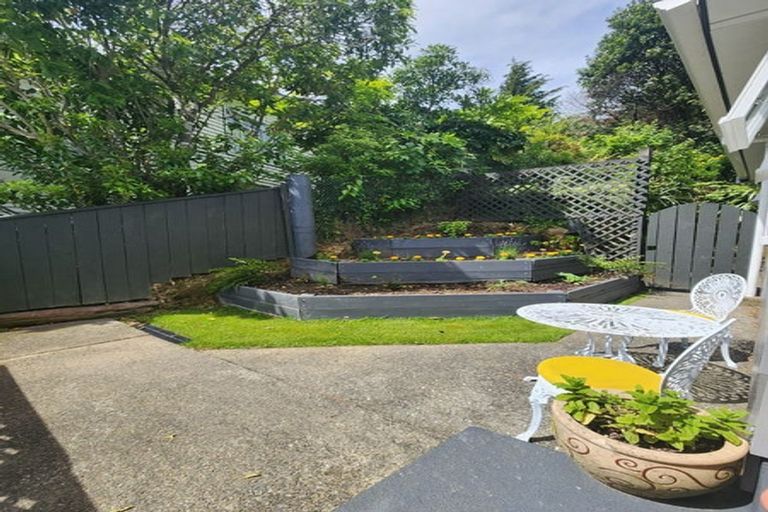 Photo of property in 70 Lord Street, Stokes Valley, Lower Hutt, 5019