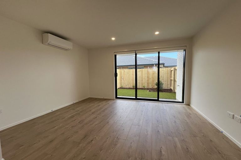 Photo of property in 11/39 Pakuranga Road, Pakuranga, 2010
