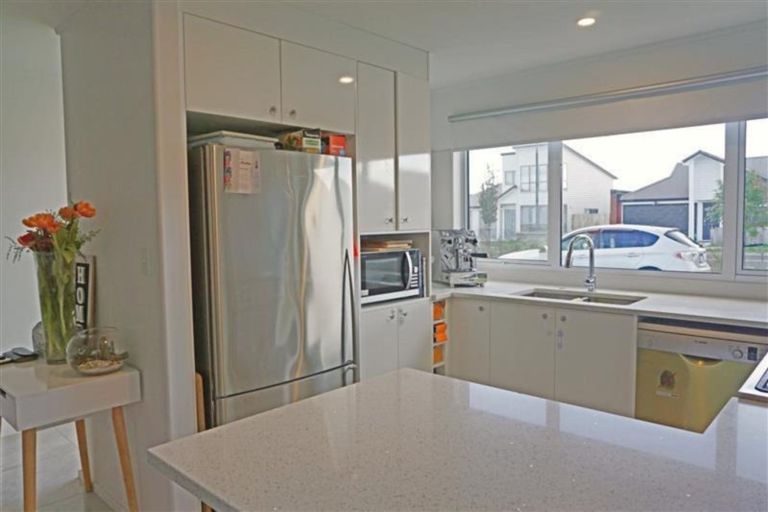 Photo of property in 8 Takahe Avenue, Takanini, 2112