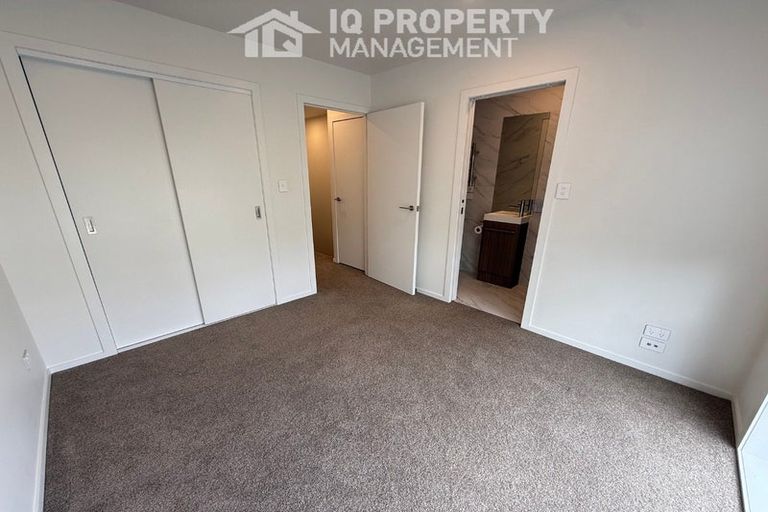 Photo of property in 10/20 Moor Avenue, Te Atatu Peninsula, Auckland, 0610