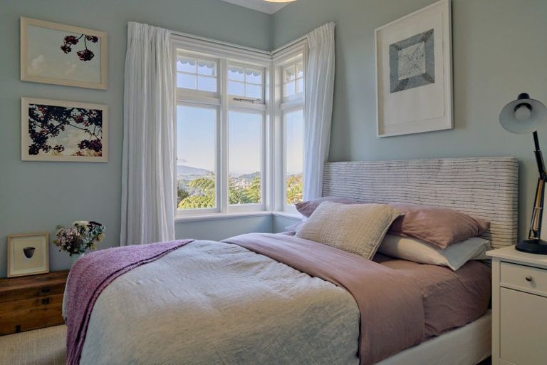 Photo of property in 67 Central Terrace, Kelburn, Wellington, 6012