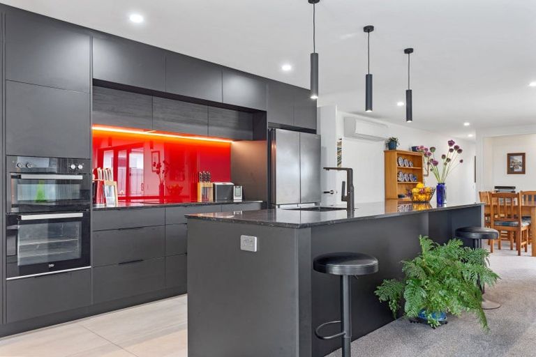 Photo of property in 17 Goldie Drive, Rangiora, 7400