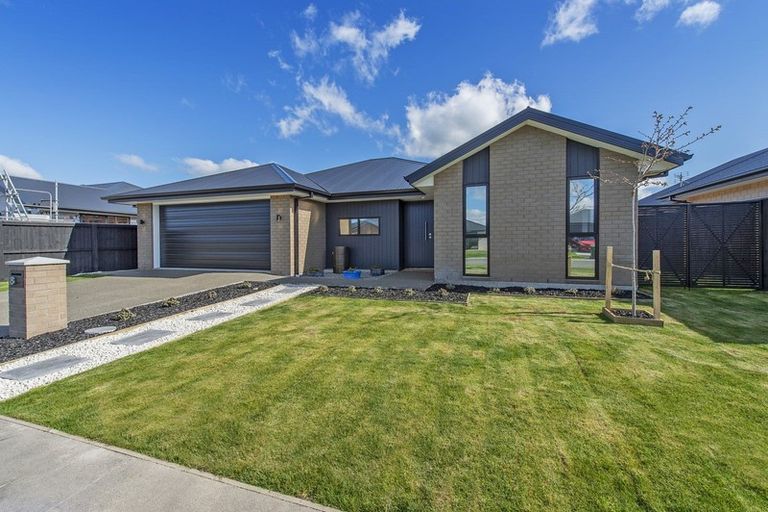 Photo of property in 8 Flock Street, Rolleston, 7615