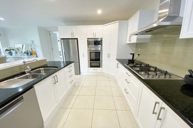 Photo of property in 33 Millstream Drive, Northwood, Christchurch, 8051