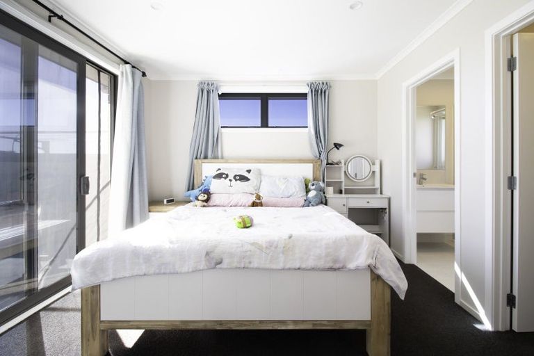 Photo of property in 82 Pragma Rise, Huntington, 3210