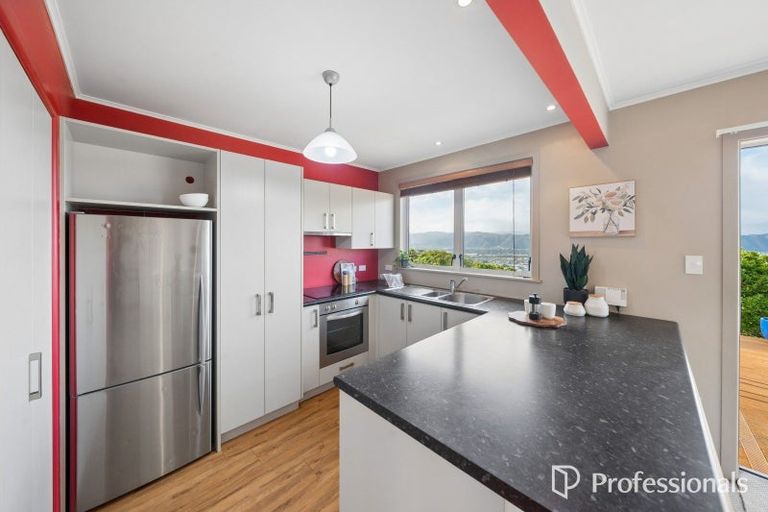Photo of property in 3/30 London Road, Korokoro, Lower Hutt, 5012