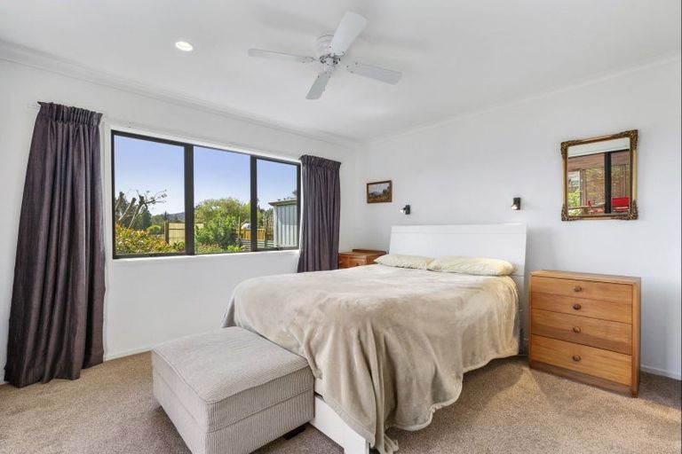 Photo of property in 35 Edgewater Grove, Whakatane, 3120