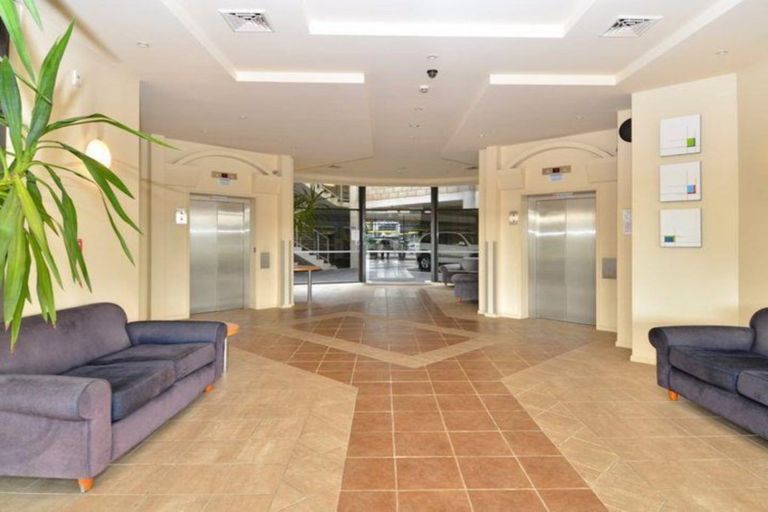 Photo of property in 10f/18 Ronwood Avenue, Manukau, Auckland, 2104