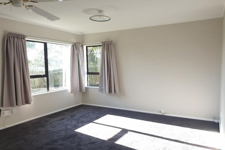 Photo of property in 22 Linwood Drive, Paraparaumu, 5032