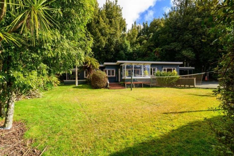 Photo of property in 1 State Highway 30, Lake Rotoma, Rotorua, 3074