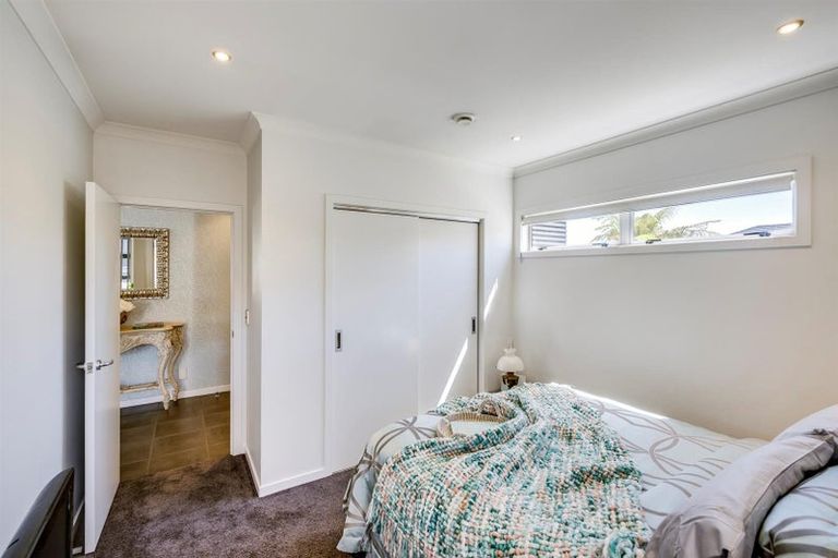 Photo of property in 21 Tasman Drive, Poraiti, Napier, 4112