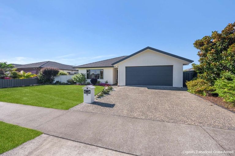 Photo of property in 76 Orotu Drive, Poraiti, Napier, 4112