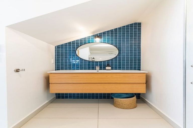 Photo of property in 39b Braithwaite Street, Karori, Wellington, 6012