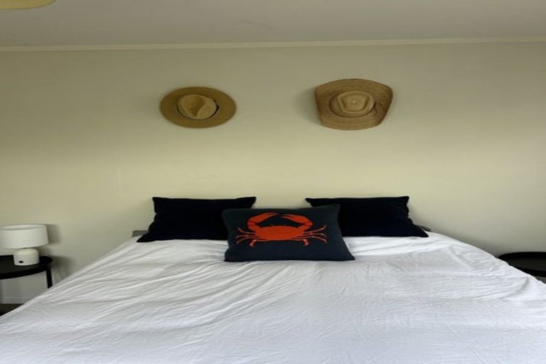 Photo of property in 1297 Papamoa Beach Road, Papamoa Beach, Papamoa, 3118