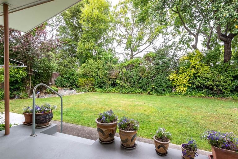 Photo of property in 23 Barnes Road, Redwood, Christchurch, 8051