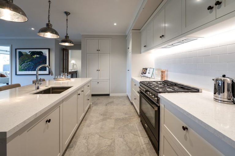 Photo of property in 5 Francesco Drive, Karaka, Papakura, 2113