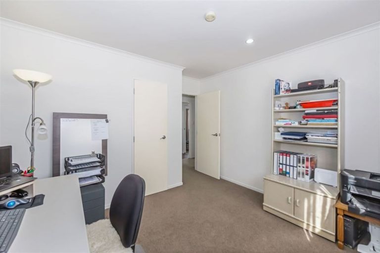 Photo of property in 38a Holiday Road, Stanmore Bay, Whangaparaoa, 0932