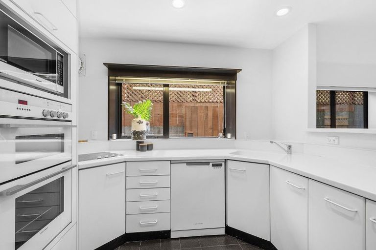 Photo of property in 18a Treasure Grove, Hataitai, Wellington, 6021