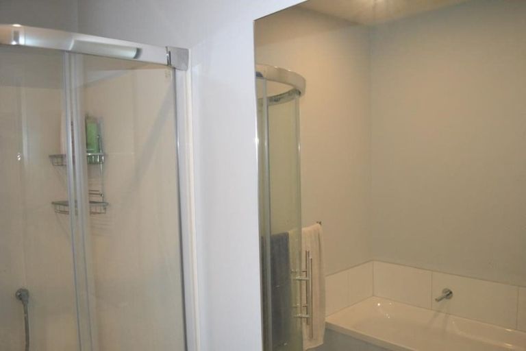 Photo of property in 32u9 Dr Taylor Terrace, Johnsonville, Wellington, 6037