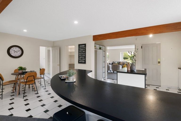 Photo of property in 17 Easton Way, Levin, 5510