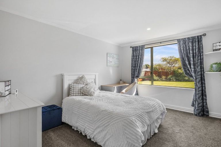 Photo of property in 6 Fenty Place, Mosgiel, 9024