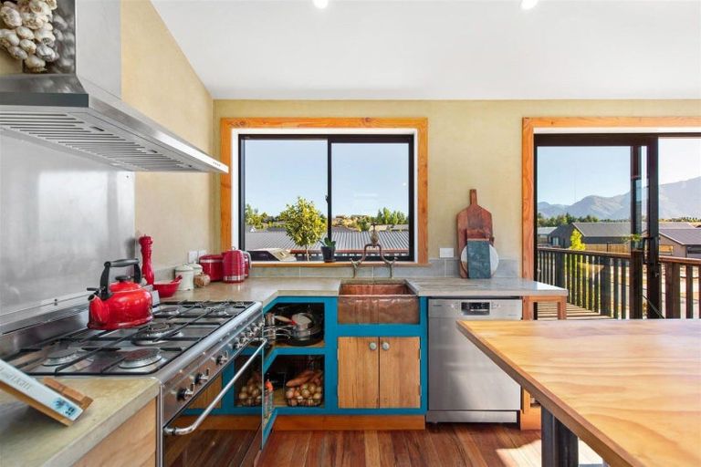 Photo of property in 11 Sentinel Drive, Lake Hawea, Wanaka, 9382