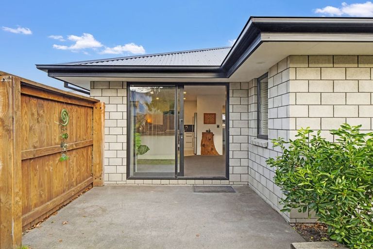 Photo of property in 112 Rangiora Woodend Road, Woodend, 7610