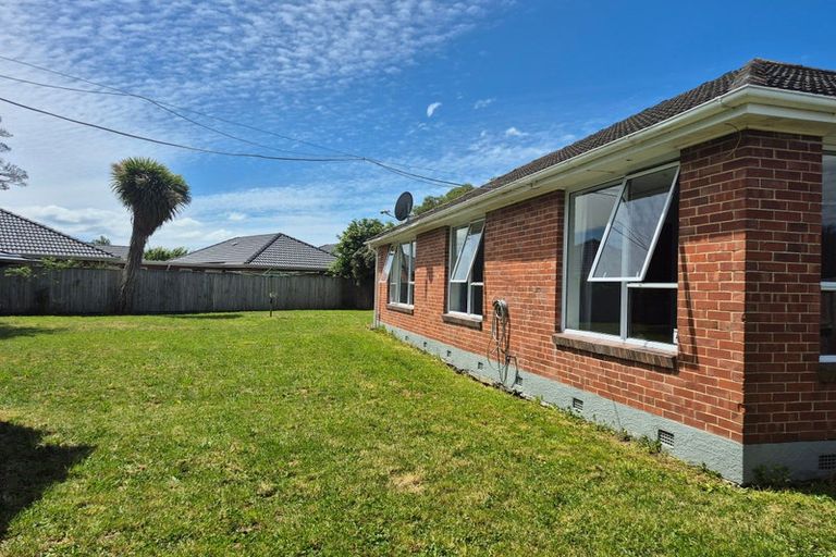 Photo of property in 10 Heather Place, Mairehau, Christchurch, 8052