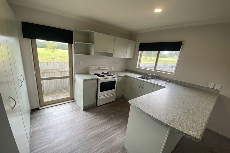 Photo of property in 22 Imrie Avenue, Mangere, Auckland, 2022