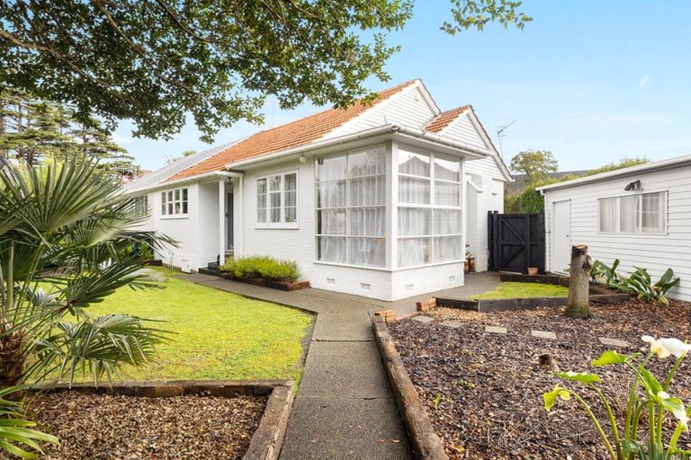 Photo of property in 3 Anderson Street, Hokowhitu, Palmerston North, 4410