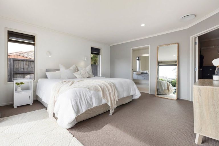 Photo of property in 28 Somerton Drive, Huntington, Hamilton, 3210