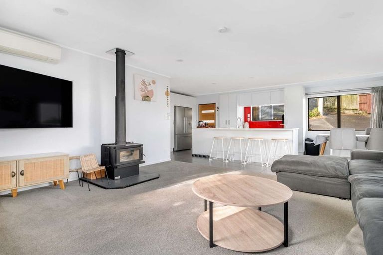 Photo of property in 2/58 James Street, Bayview, Auckland, 0629