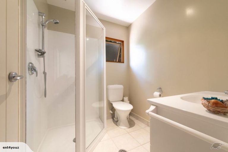 Photo of property in 14 Chamari Close, Titirangi, Auckland, 0604