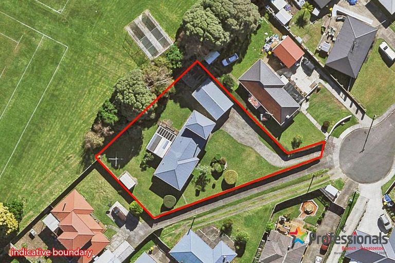 Photo of property in 35 Eden Street, Mangere East, Auckland, 2024