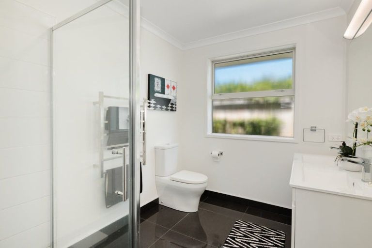 Photo of property in 93 Sandhurst Drive, Papamoa Beach, Papamoa, 3118