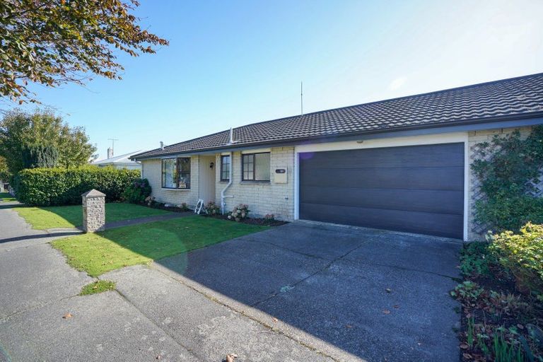Photo of property in 92 Newcastle Street, Windsor, Invercargill, 9810