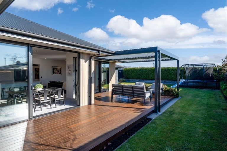 Photo of property in 11 Minorca Lane, Burwood, Christchurch, 8083