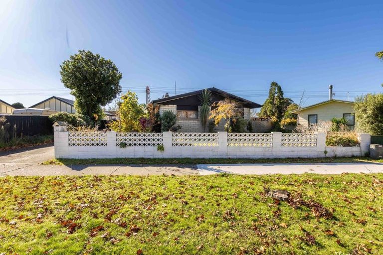 Photo of property in 60 Walton Way, Flaxmere, Hastings, 4120
