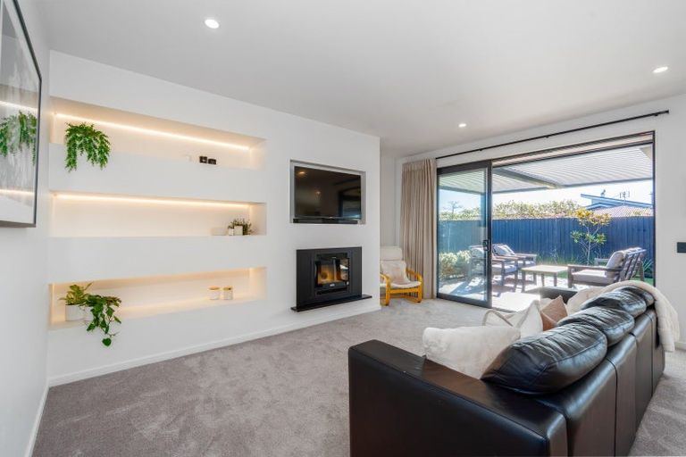Photo of property in 11 Minorca Lane, Burwood, Christchurch, 8083