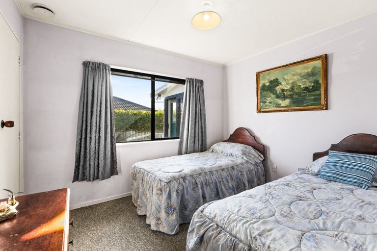 Photo of property in 42 Konini Crescent, Pirimai, Napier, 4112