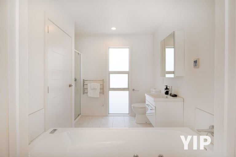 Photo of property in 74 Cedarwood Street, Woodridge, Wellington, 6037