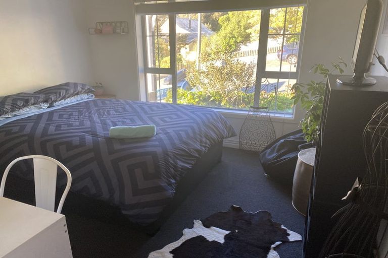 Photo of property in 46 Voelas Road, Lyttelton, 8082