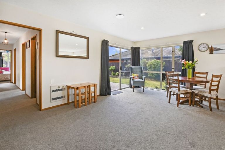 Photo of property in 6 Mull Place, Broomfield, Christchurch, 8042